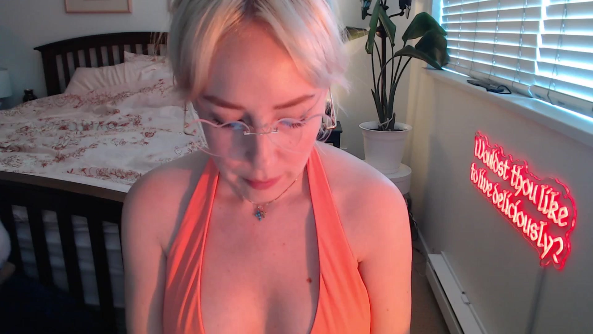 Gallery image thumbnail from NahlaHoney's myfreecams stream on, 07/24/2025, 02:26 image 3 of 20