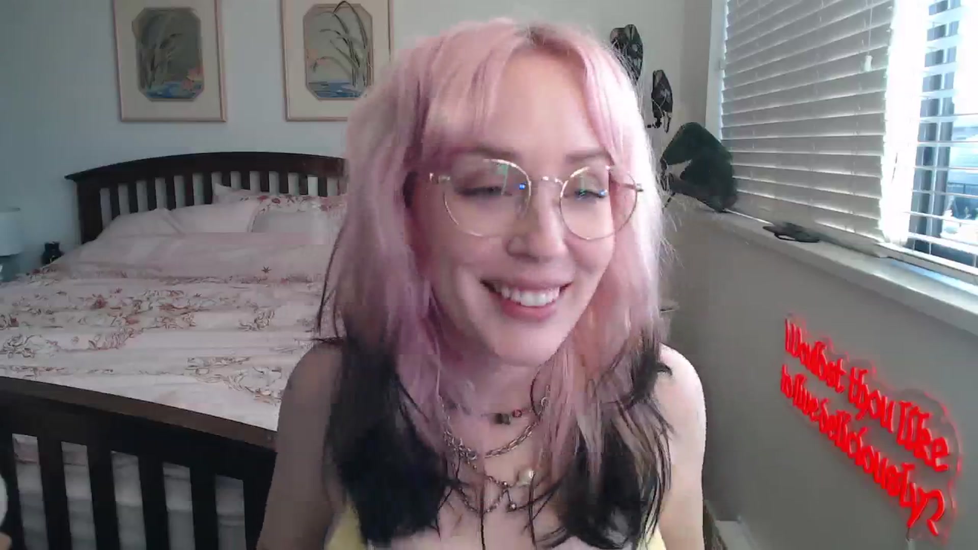 Gallery image thumbnail from NahlaHoney's myfreecams stream on, 07/25/2025, 03:51 image 13 of 20