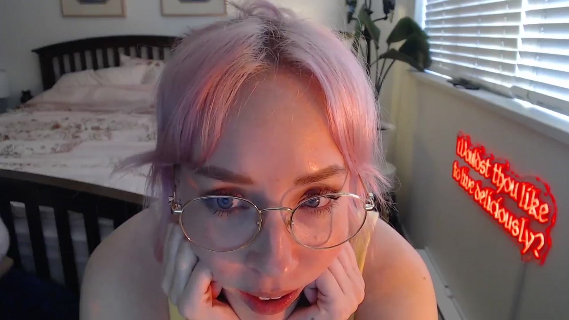 Gallery image thumbnail from NahlaHoney's myfreecams stream on, 07/25/2025, 03:51 image 10 of 20