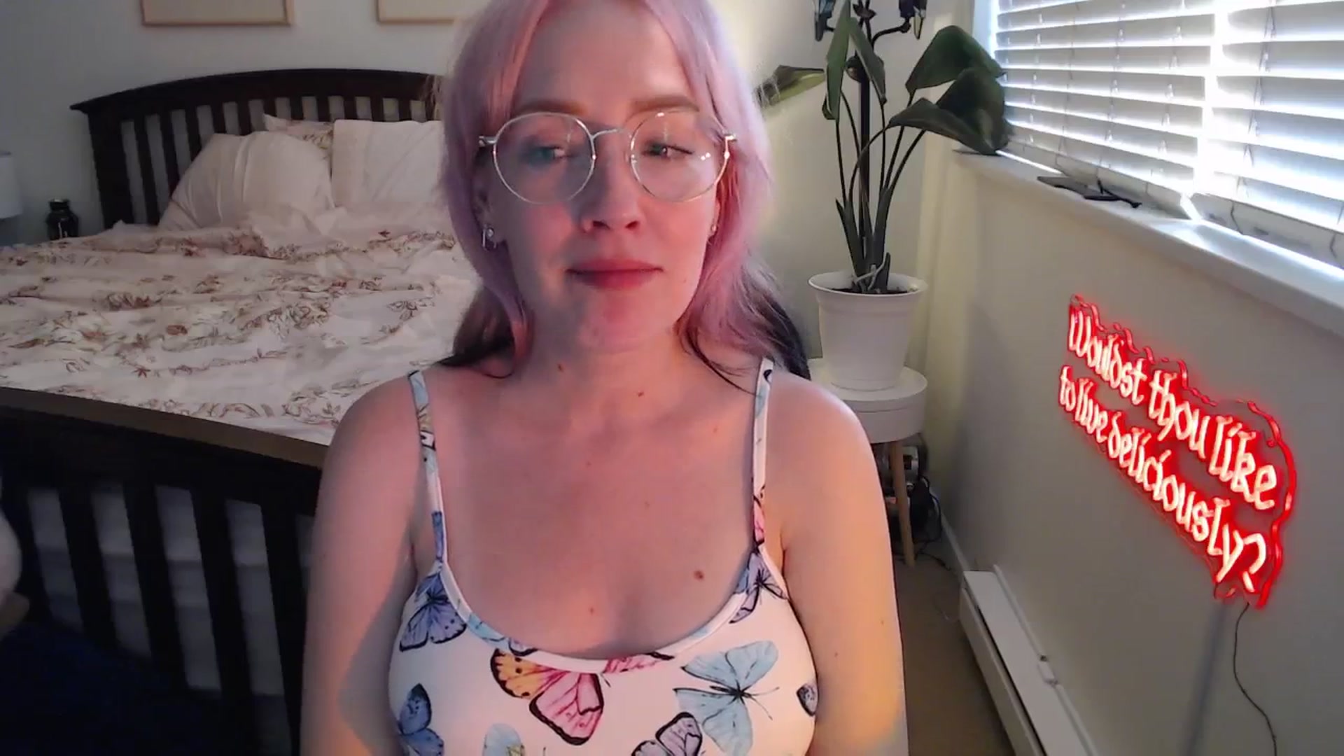 Gallery image thumbnail from NahlaHoney's myfreecams stream on, 07/31/2025, 03:13 image 17 of 20