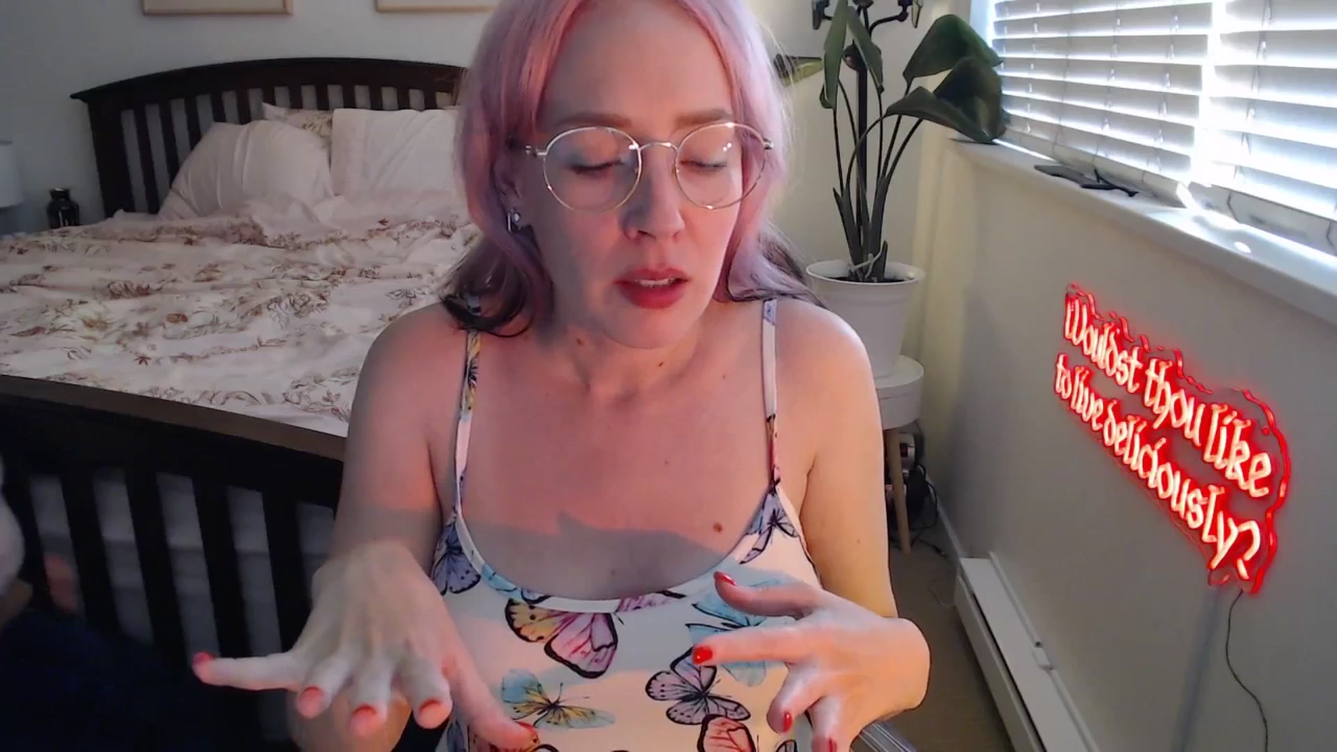Gallery image thumbnail from NahlaHoney's myfreecams stream on, 07/31/2025, 03:13 image 12 of 20