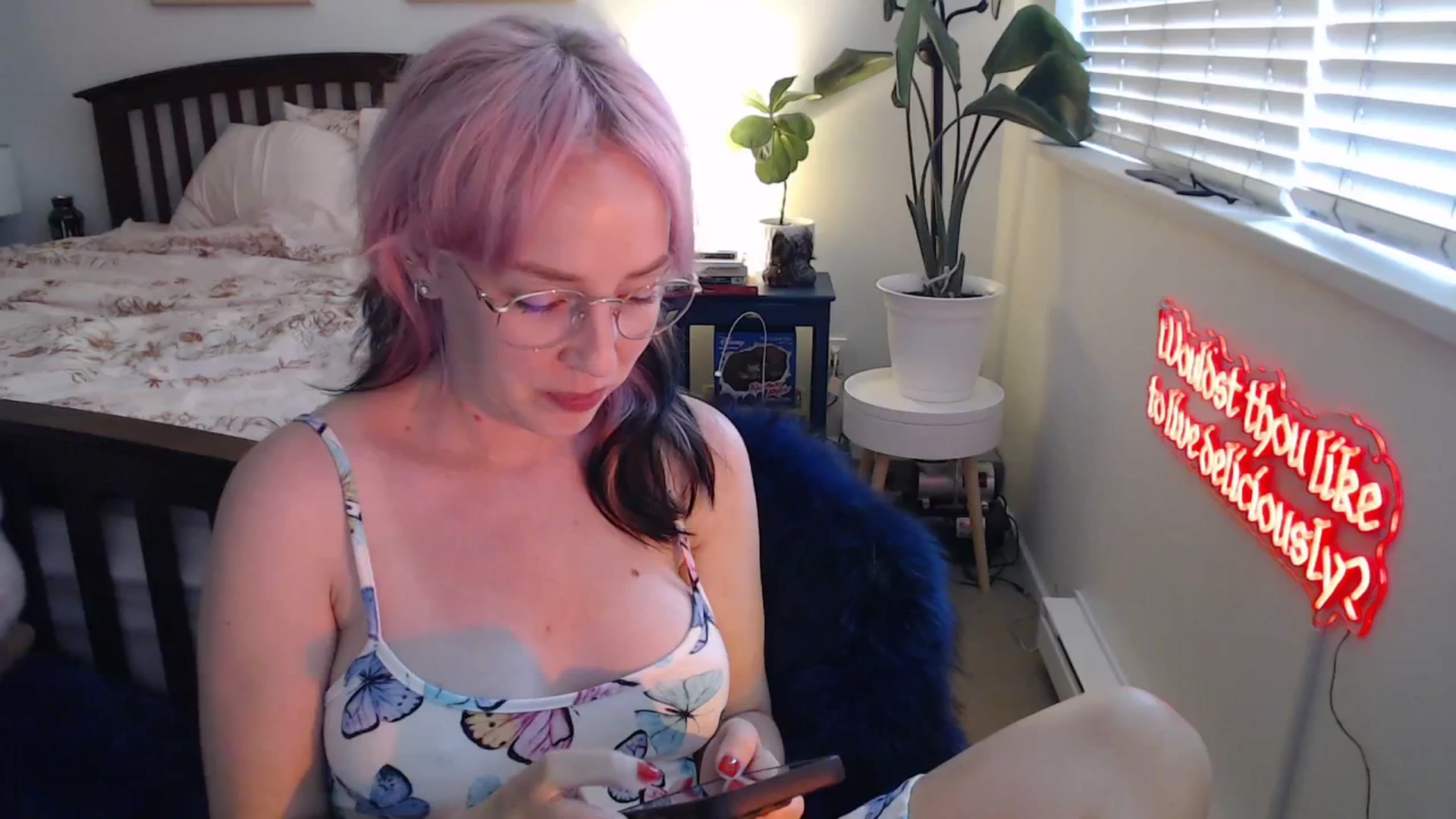 Gallery image thumbnail from NahlaHoney's myfreecams stream on, 07/31/2025, 03:13 image 1 of 20