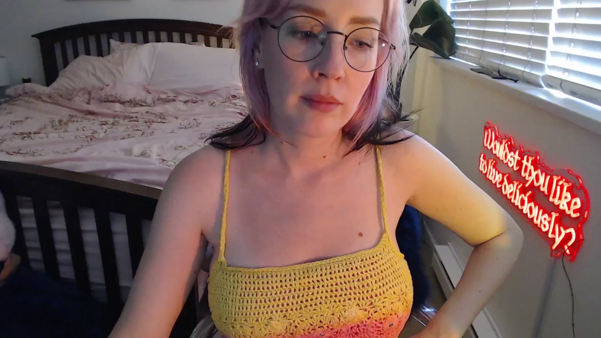 Gallery image thumbnail from NahlaHoney's myfreecams stream on, 08/02/2025, 02:50 image 15 of 20