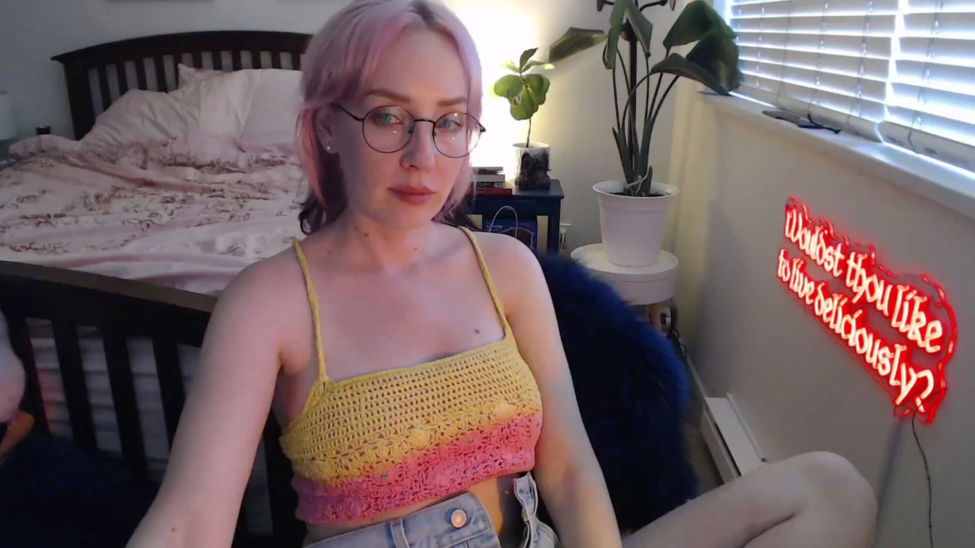 Gallery image thumbnail from NahlaHoney's myfreecams stream on, 08/02/2025, 02:50 image 10 of 20