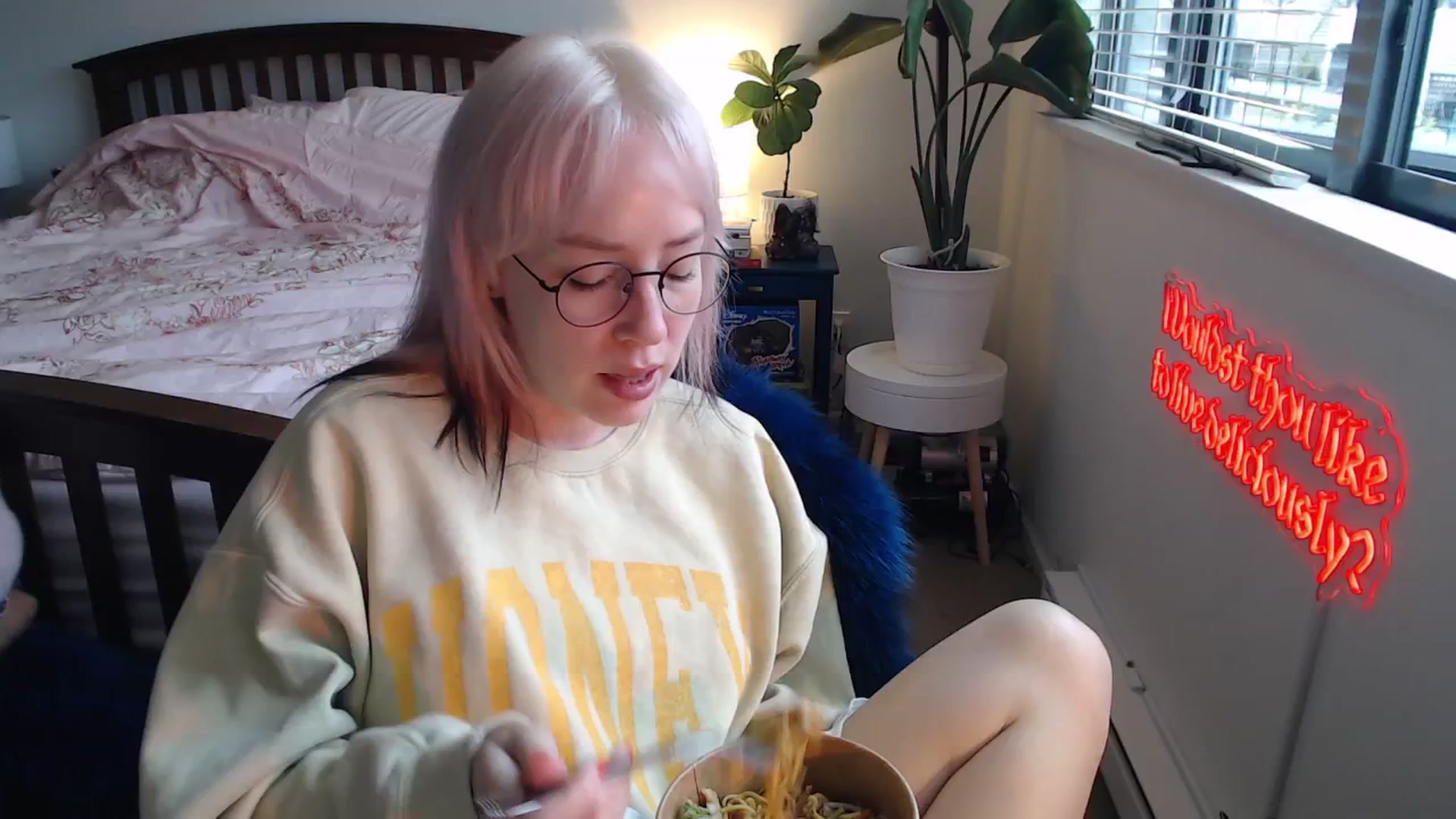 Gallery image thumbnail from NahlaHoney's myfreecams stream on, 08/06/2025, 03:13 image 5 of 20
