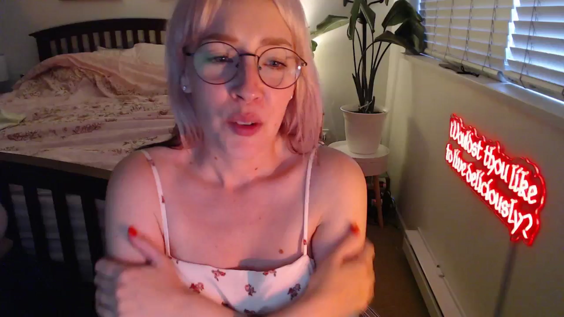 Gallery image thumbnail from NahlaHoney's myfreecams stream on, 08/06/2025, 03:13 image 14 of 20