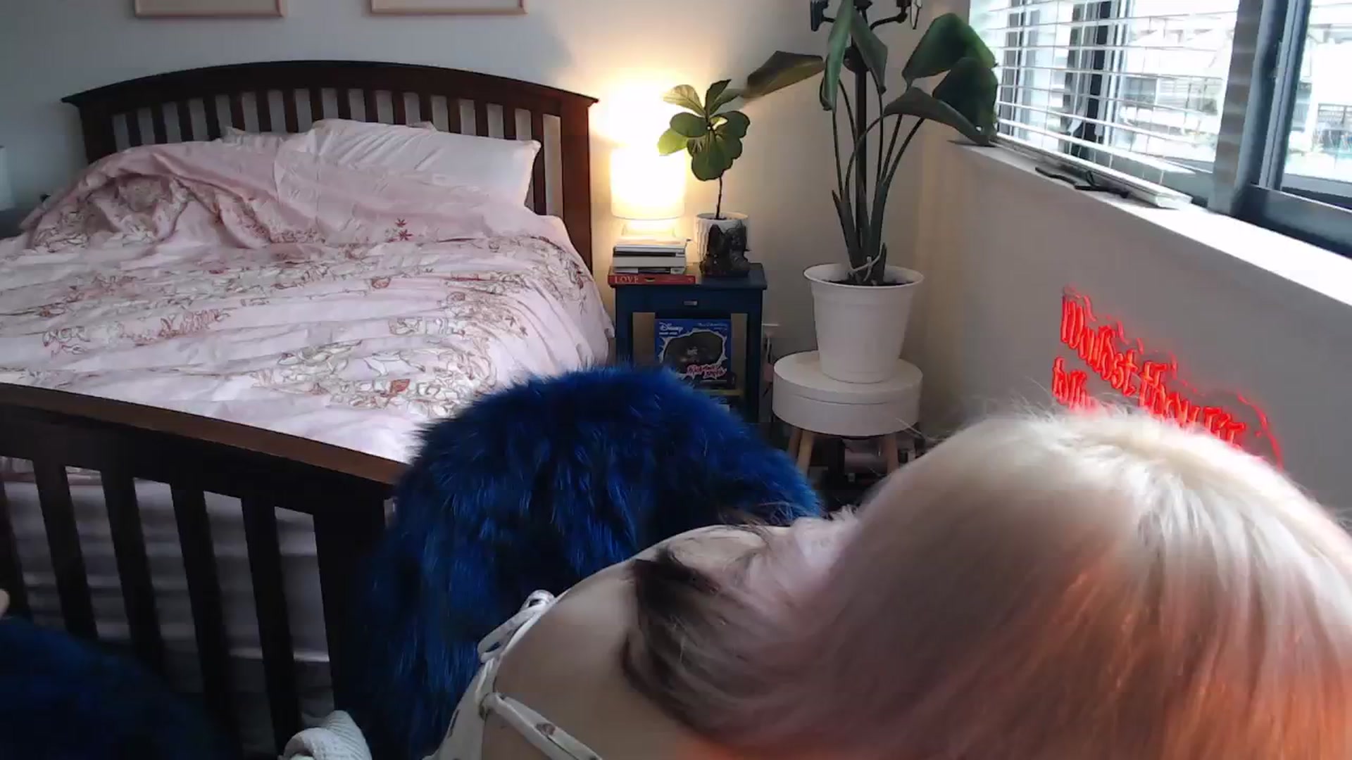 Gallery image thumbnail from NahlaHoney's myfreecams stream on, 08/06/2025, 03:13 image 1 of 20