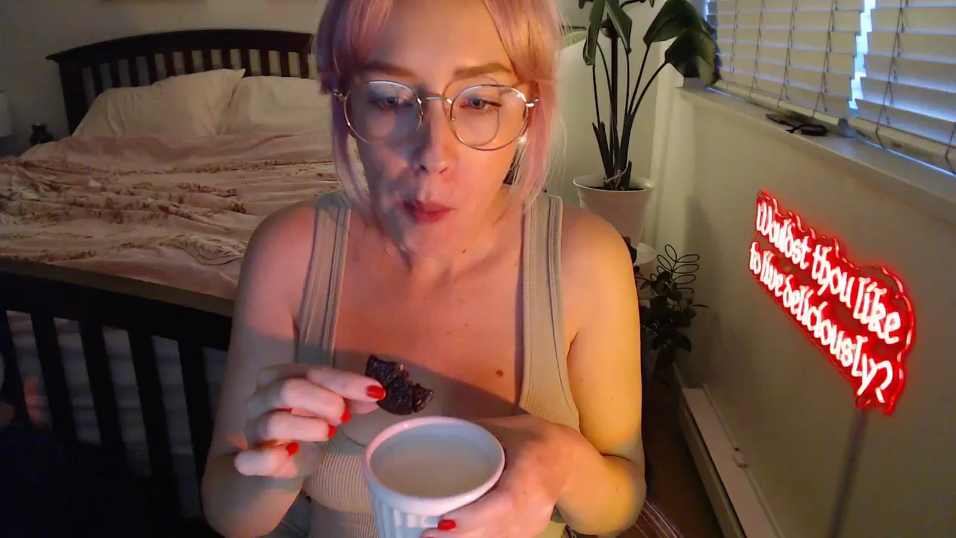 Gallery image thumbnail from NahlaHoney's myfreecams stream on, 08/07/2025, 04:13 image 14 of 20