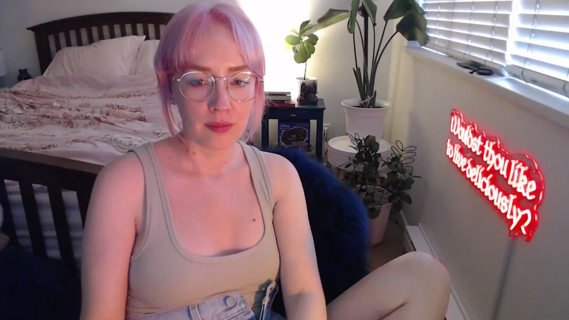 Gallery image thumbnail from NahlaHoney's myfreecams stream on, 08/07/2025, 04:13 image 5 of 20