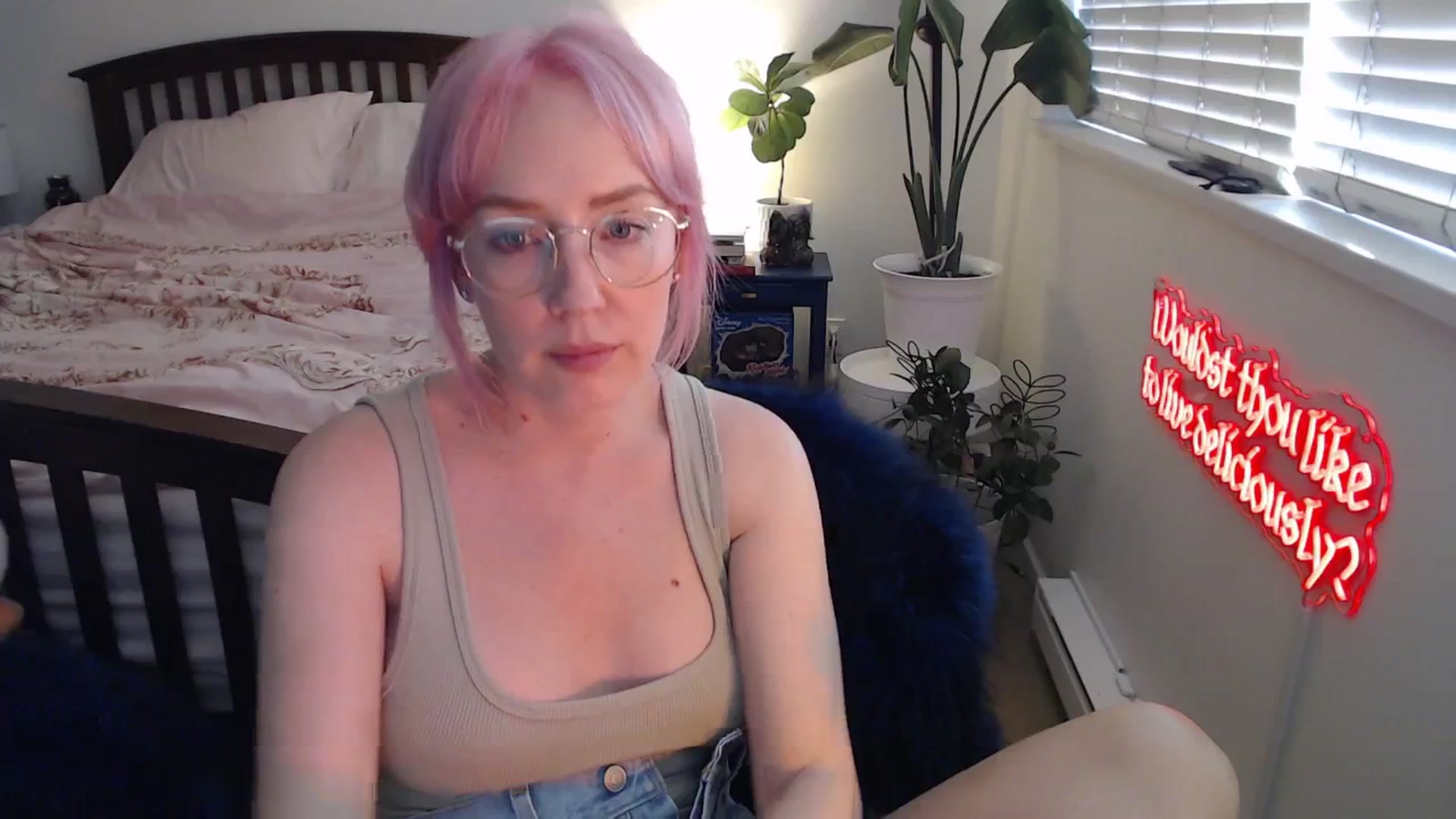 Gallery image thumbnail from NahlaHoney's myfreecams stream on, 08/07/2025, 04:13 image 9 of 20