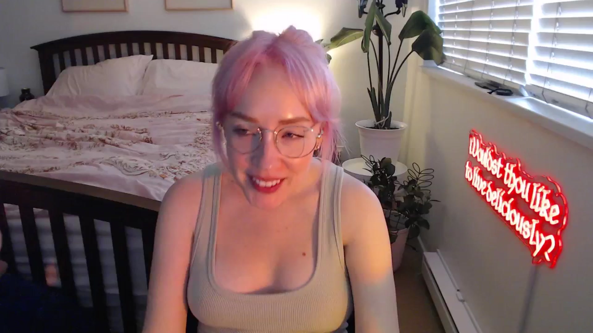 Gallery image thumbnail from NahlaHoney's myfreecams stream on, 08/07/2025, 04:13 image 3 of 20