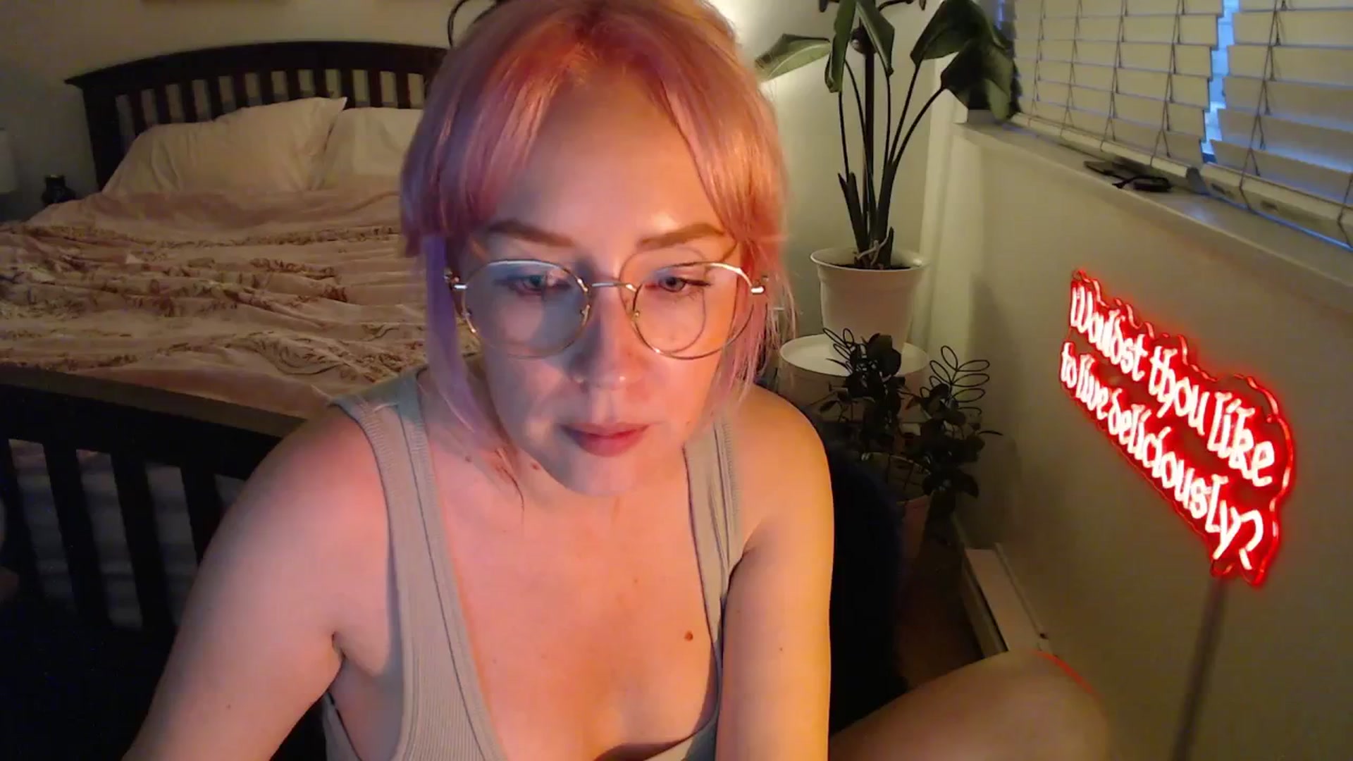 Gallery image thumbnail from NahlaHoney's myfreecams stream on, 08/07/2025, 04:13 image 17 of 20