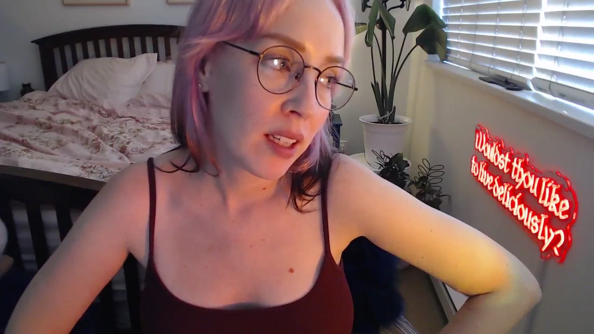 Gallery image thumbnail from NahlaHoney's myfreecams stream on, 08/08/2025, 04:10 image 10 of 20