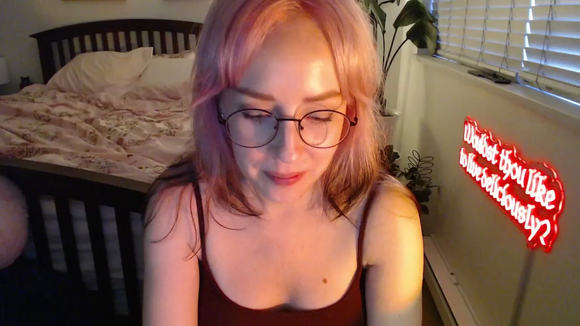Gallery image thumbnail from NahlaHoney's myfreecams stream on, 08/08/2025, 04:10 image 18 of 20