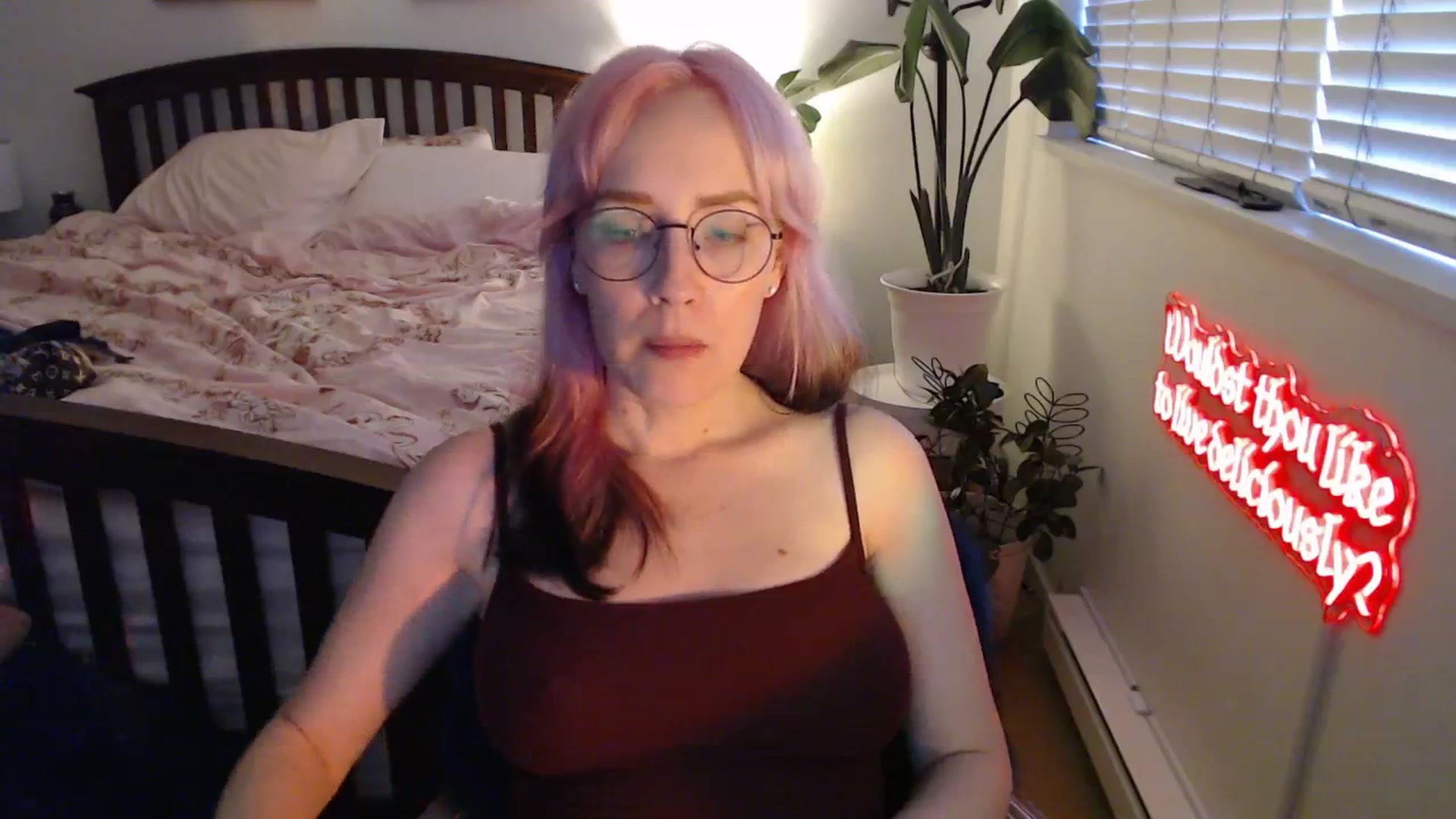 Gallery image thumbnail from NahlaHoney's myfreecams stream on, 08/08/2025, 04:10 image 16 of 20