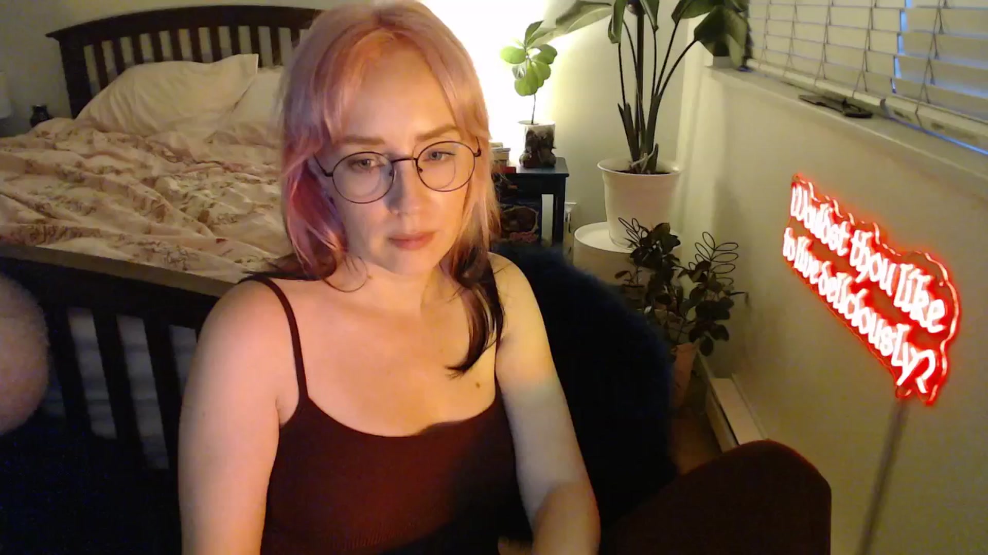 Gallery image thumbnail from NahlaHoney's myfreecams stream on, 08/08/2025, 04:10 image 20 of 20