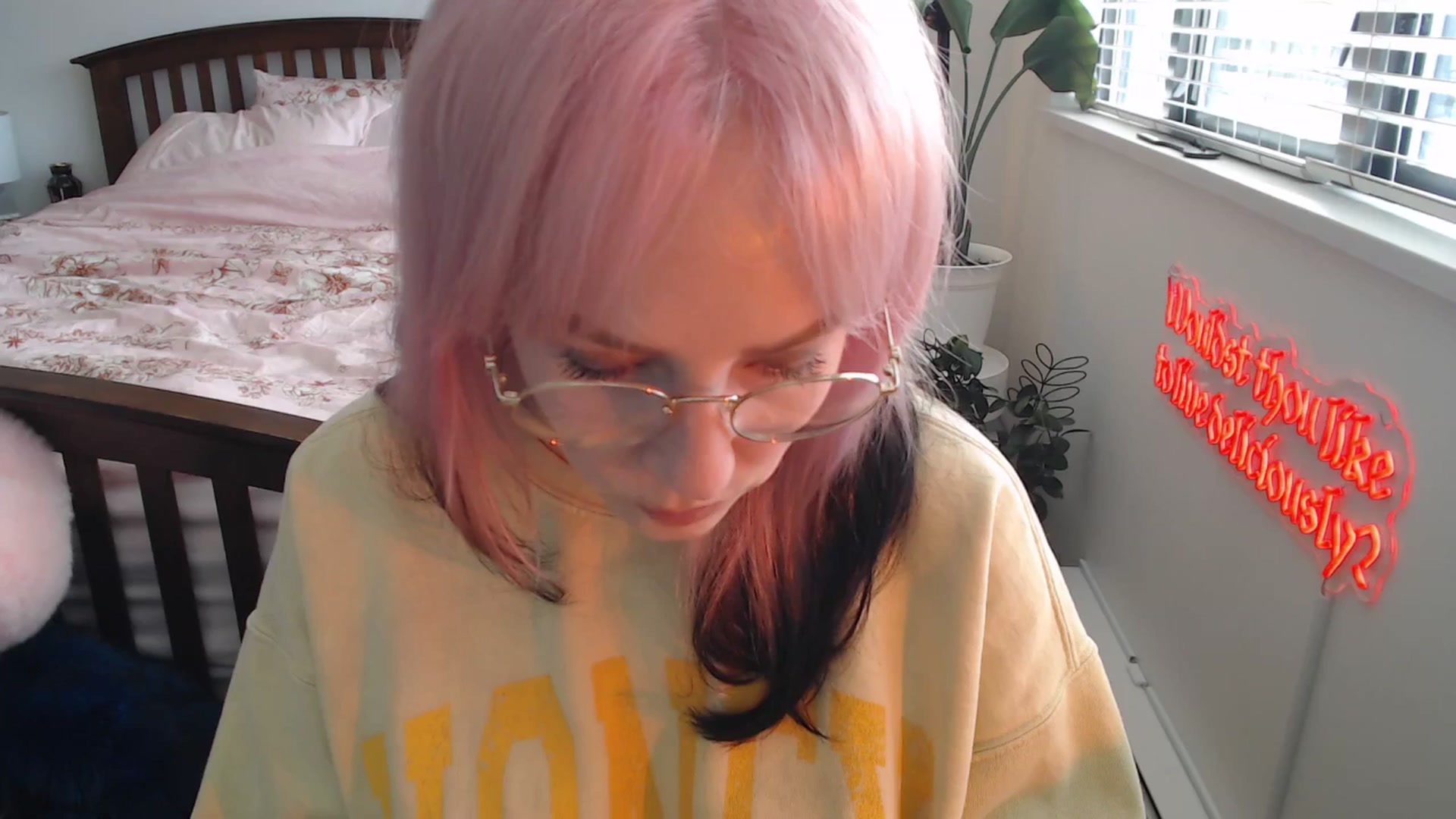 Gallery image thumbnail from NahlaHoney's myfreecams stream on, 08/09/2025, 02:40 image 12 of 20
