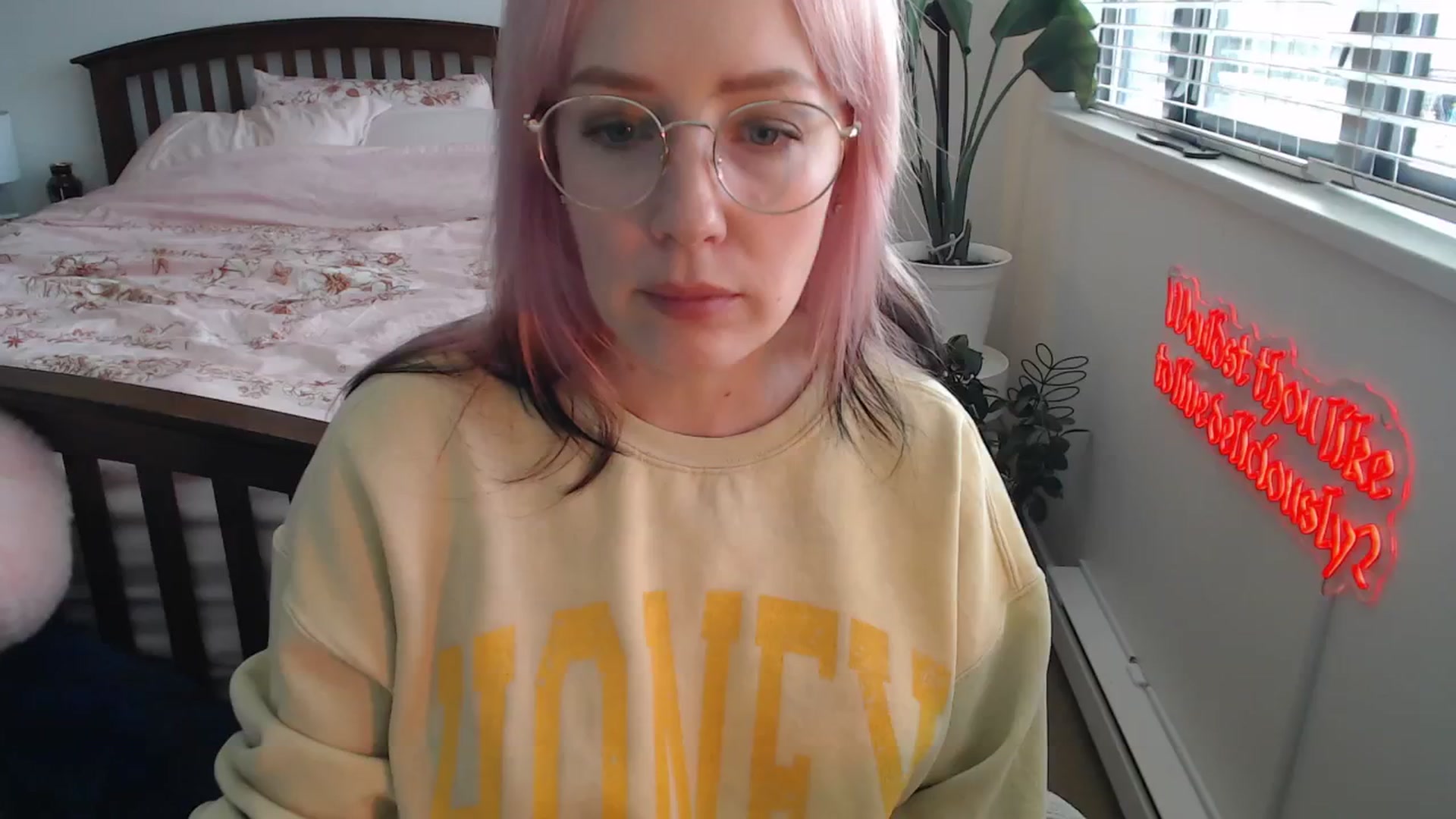 Gallery image thumbnail from NahlaHoney's myfreecams stream on, 08/09/2025, 02:40 image 16 of 20
