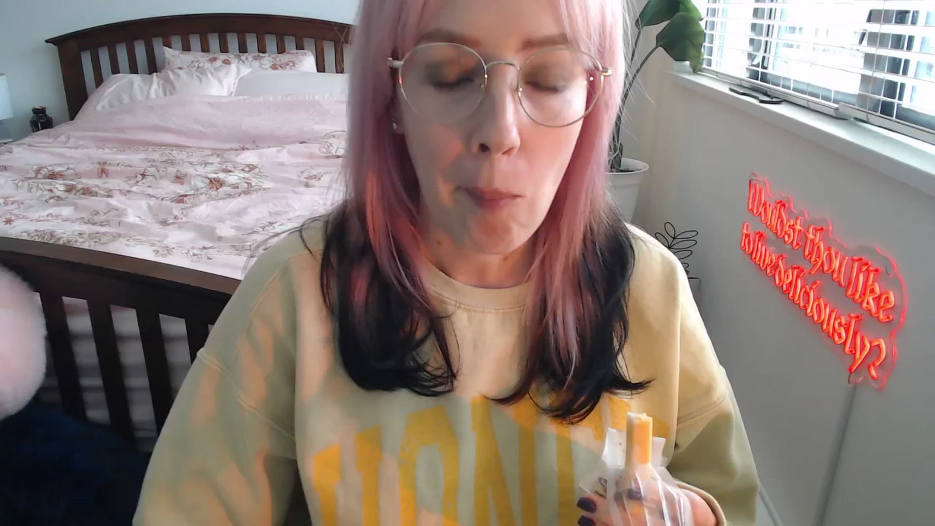 Gallery image thumbnail from NahlaHoney's myfreecams stream on, 08/09/2025, 02:40 image 1 of 20