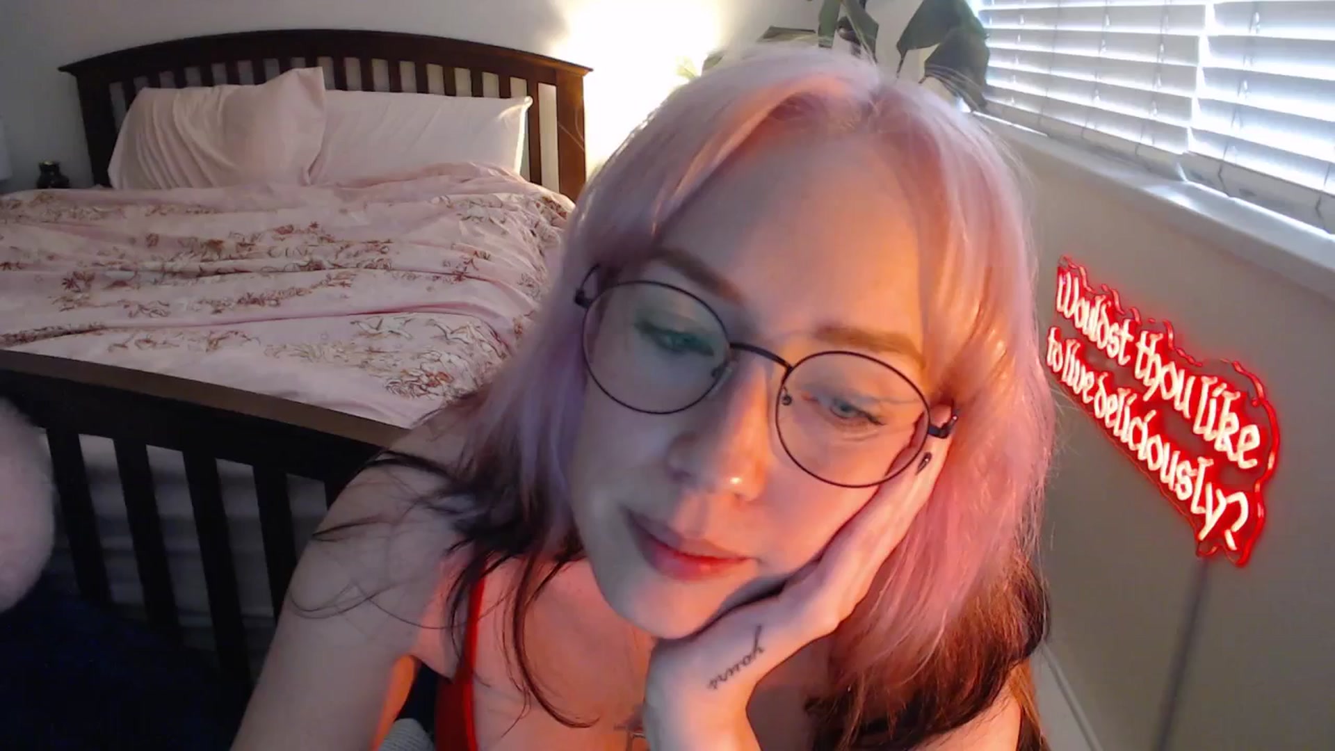 Gallery image thumbnail from NahlaHoney's myfreecams stream on, 08/14/2025, 03:49 image 3 of 20