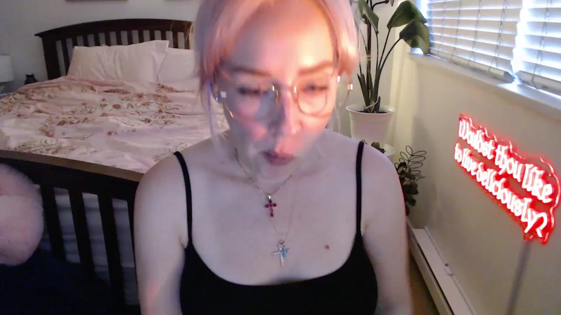 Gallery image thumbnail from NahlaHoney's myfreecams stream on, 08/15/2025, 03:40 image 7 of 20