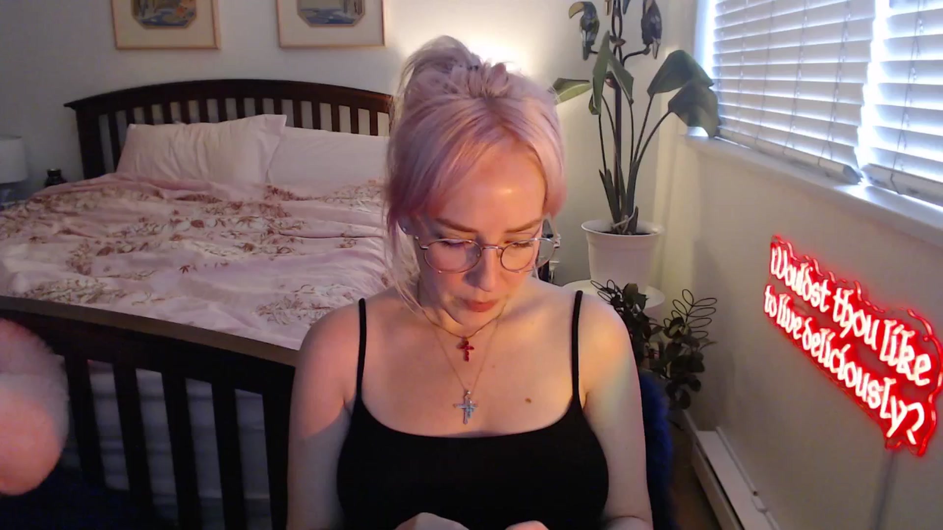 Gallery image thumbnail from NahlaHoney's myfreecams stream on, 08/15/2025, 03:40 image 4 of 20