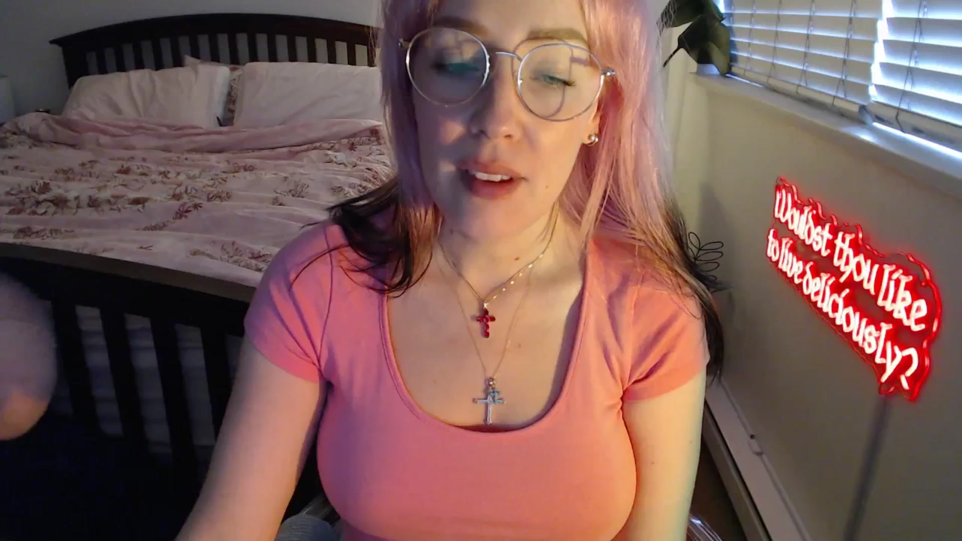 Gallery image thumbnail from NahlaHoney's myfreecams stream on, 08/19/2025, 02:59 image 17 of 20