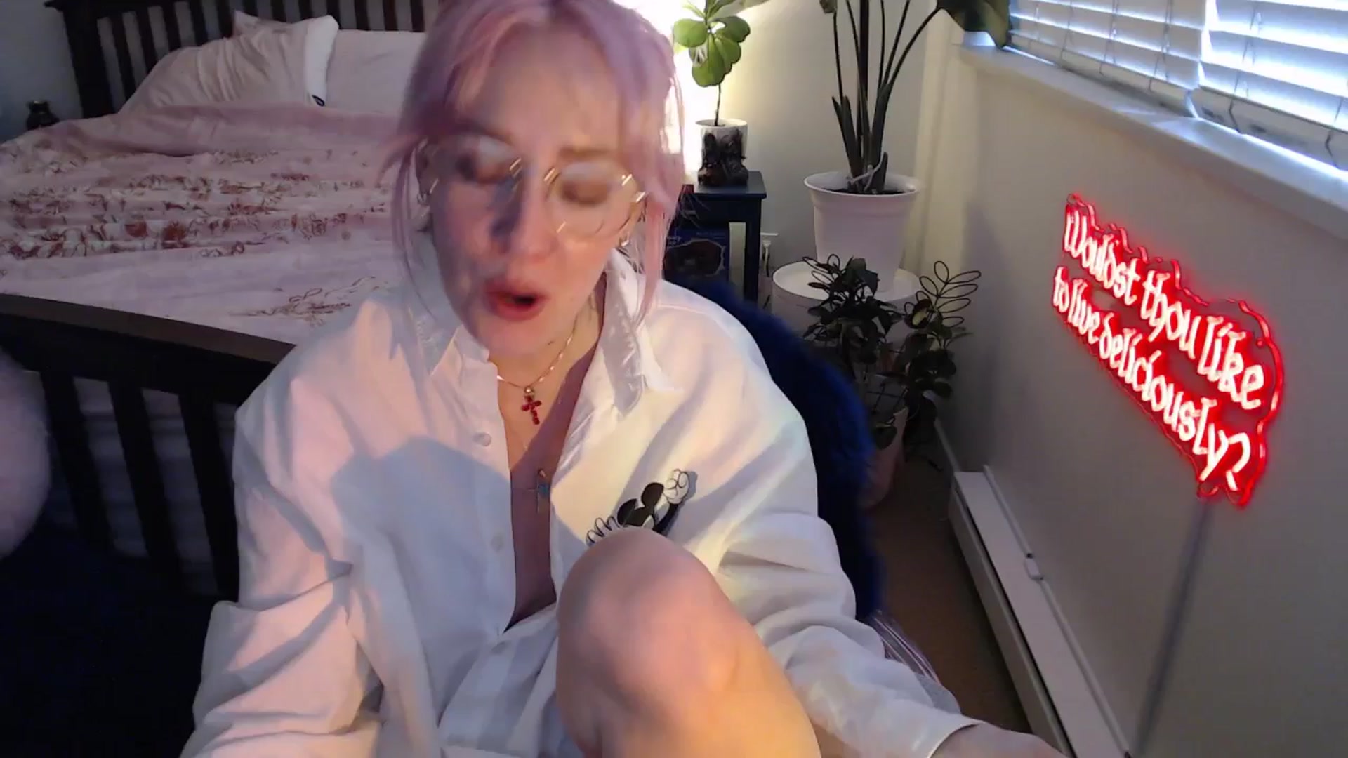 Gallery image thumbnail from NahlaHoney's myfreecams stream on, 08/20/2025, 03:31 image 1 of 20