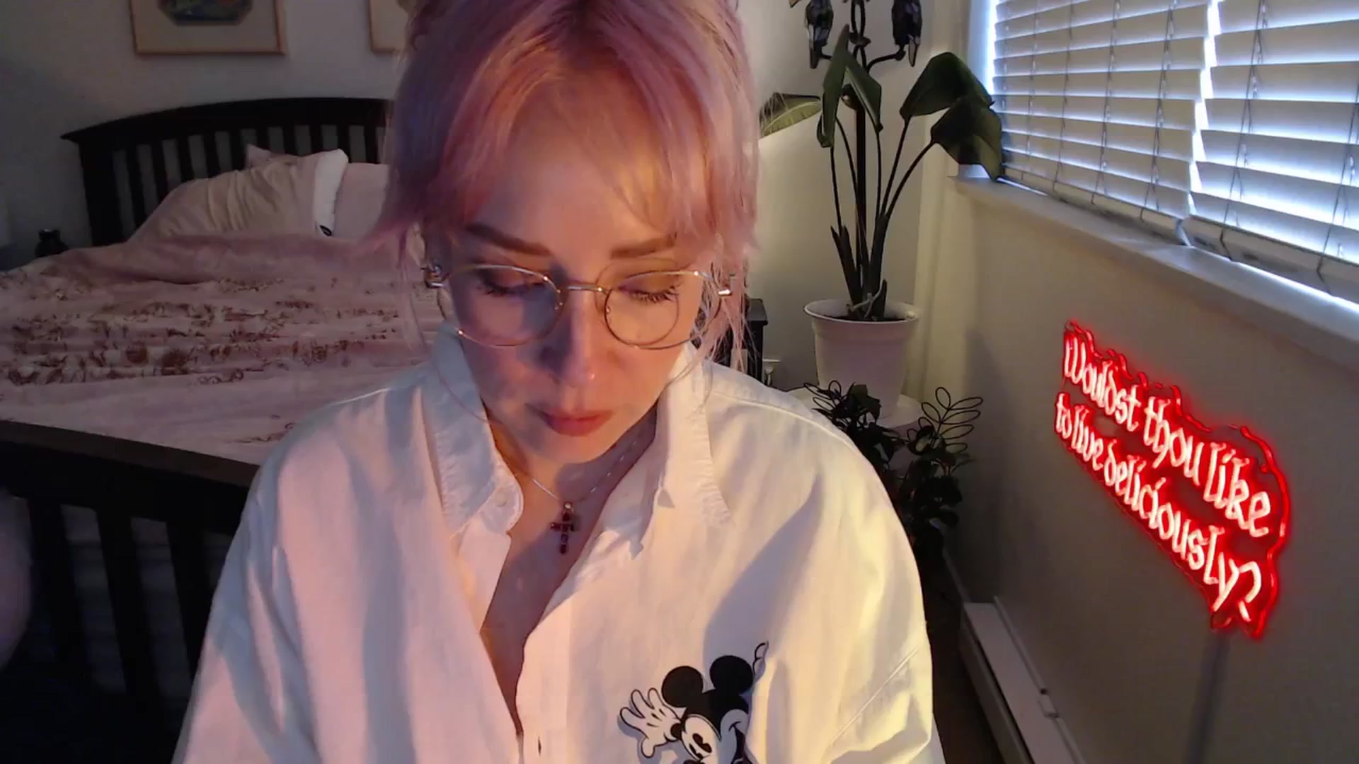 Gallery image thumbnail from NahlaHoney's myfreecams stream on, 08/20/2025, 03:31 image 8 of 20
