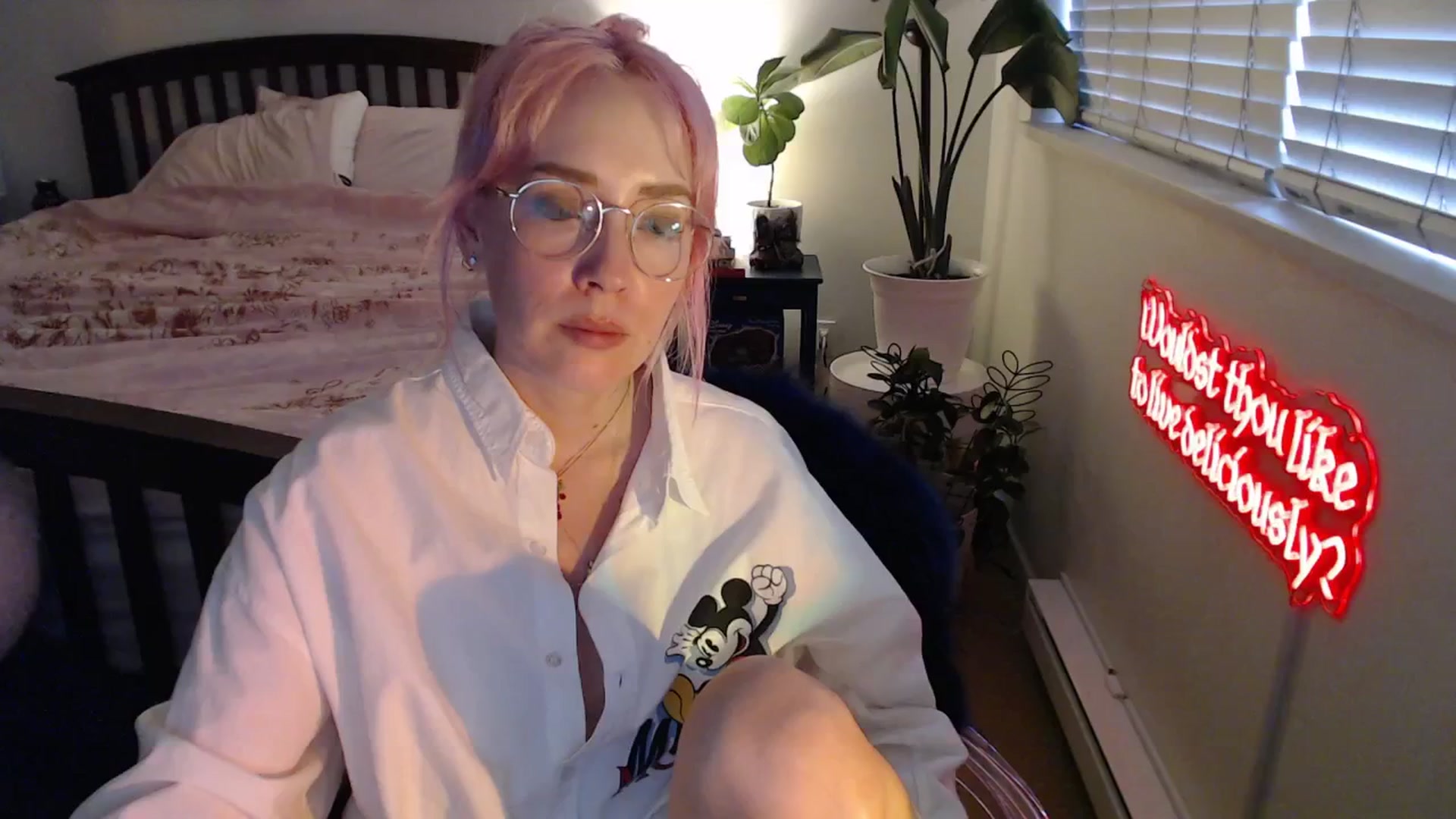 Gallery image thumbnail from NahlaHoney's myfreecams stream on, 08/20/2025, 03:31 image 14 of 20