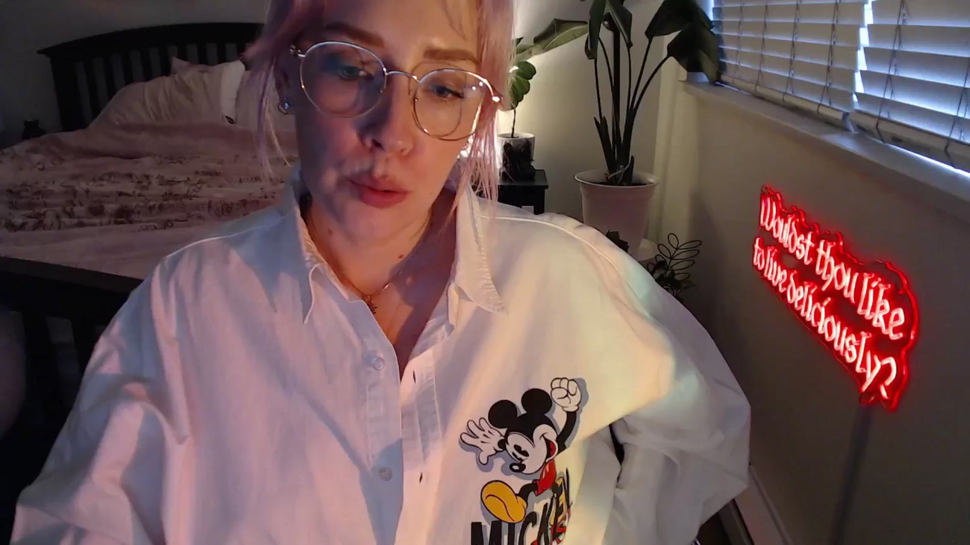 Gallery image thumbnail from NahlaHoney's myfreecams stream on, 08/20/2025, 03:31 image 15 of 20