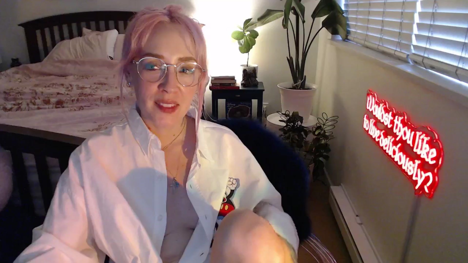 Gallery image thumbnail from NahlaHoney's myfreecams stream on, 08/20/2025, 03:31 image 13 of 20