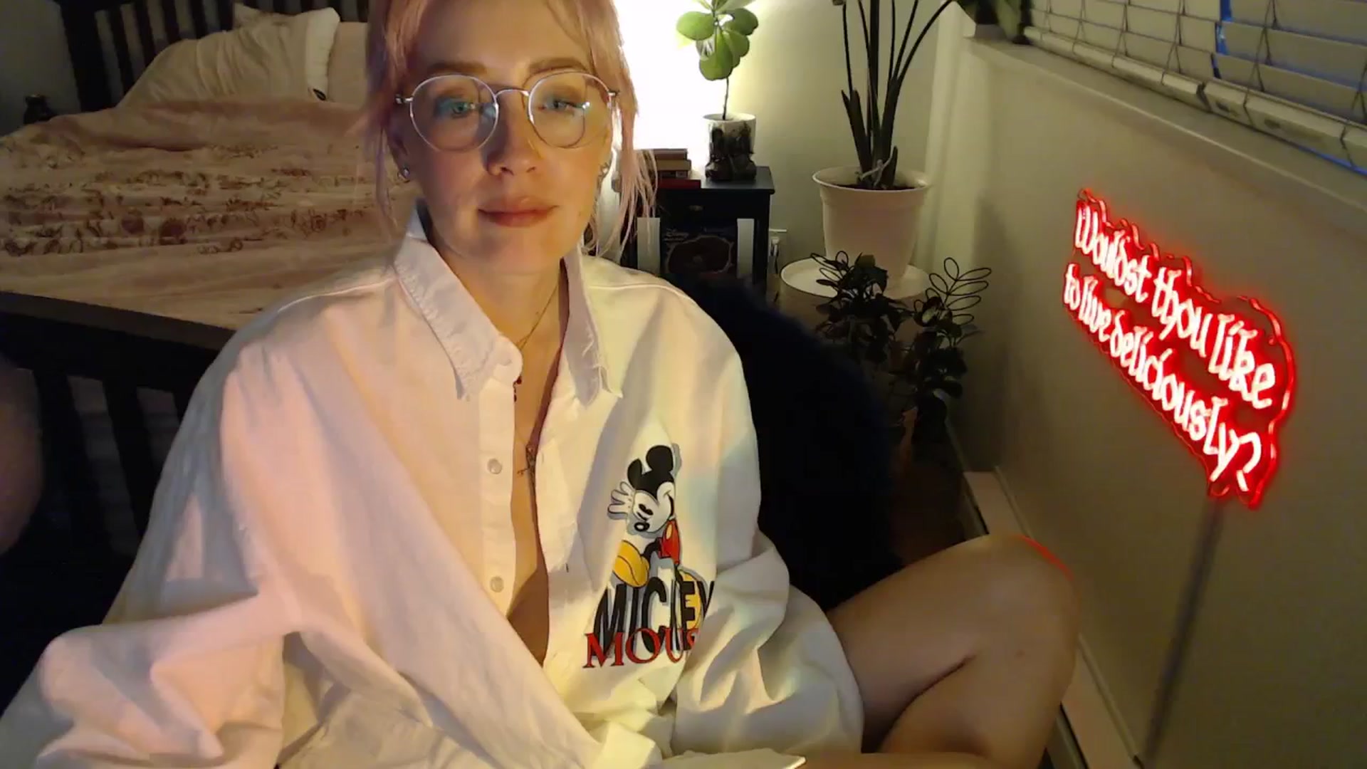 Gallery image thumbnail from NahlaHoney's myfreecams stream on, 08/20/2025, 04:22 image 5 of 20