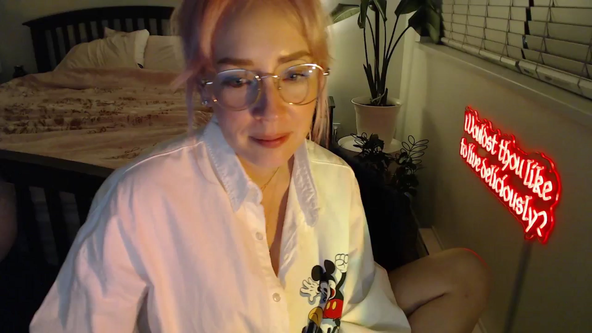 Gallery image thumbnail from NahlaHoney's myfreecams stream on, 08/20/2025, 04:22 image 17 of 20