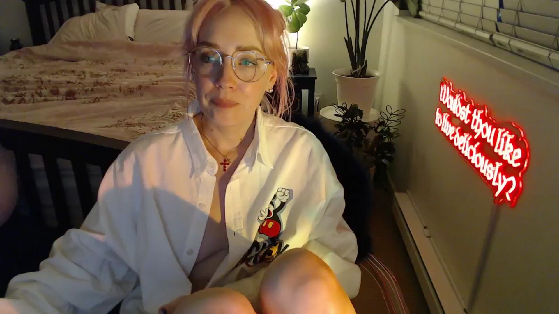 Gallery image thumbnail from NahlaHoney's myfreecams stream on, 08/20/2025, 04:22 image 8 of 20