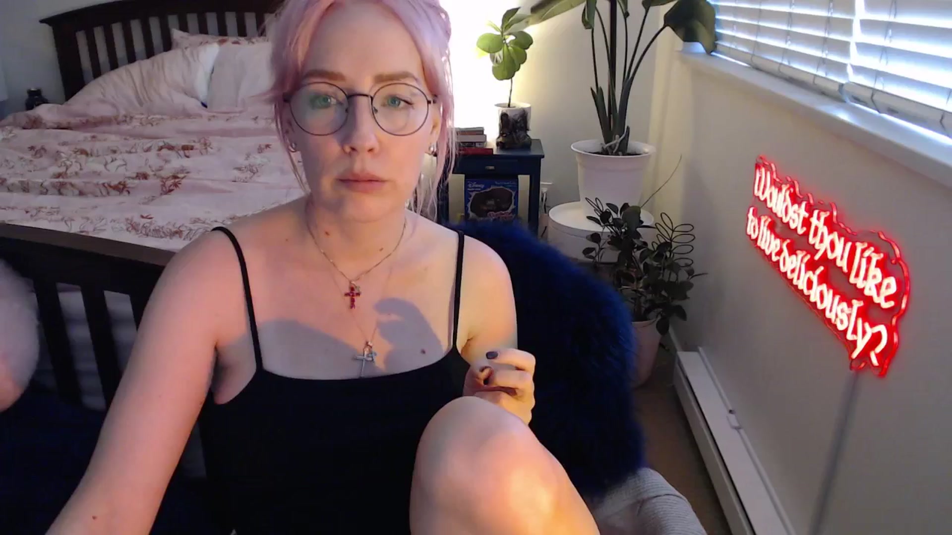 Gallery image thumbnail from NahlaHoney's myfreecams stream on, 08/21/2025, 04:57 image 4 of 20