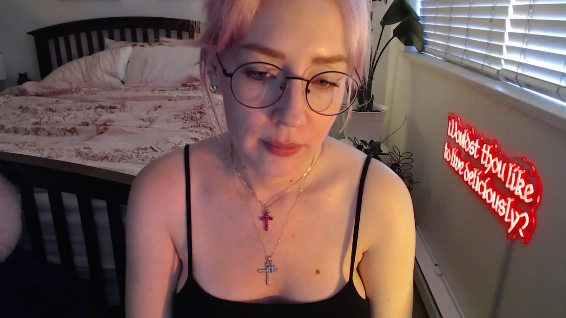 Gallery image thumbnail from NahlaHoney's myfreecams stream on, 08/21/2025, 04:57 image 8 of 20