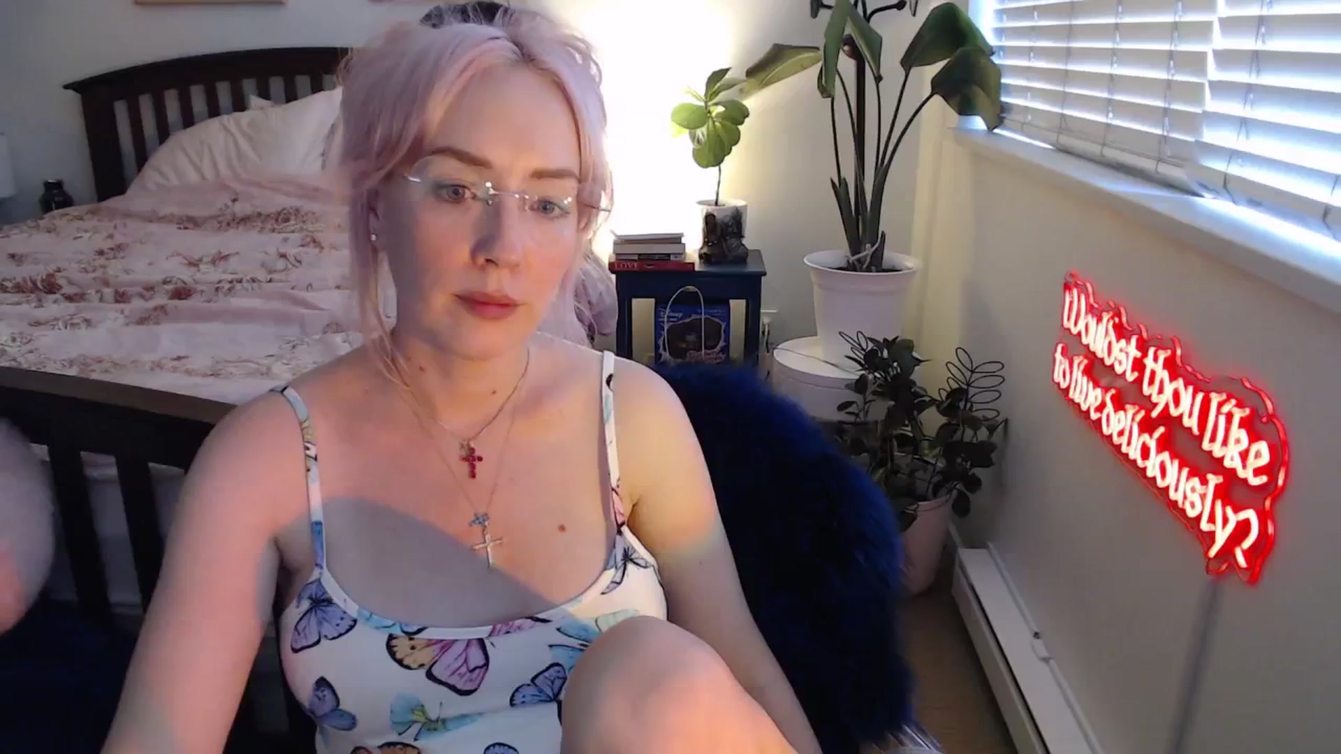 Gallery image thumbnail from NahlaHoney's myfreecams stream on, 08/26/2025, 02:29 image 1 of 20