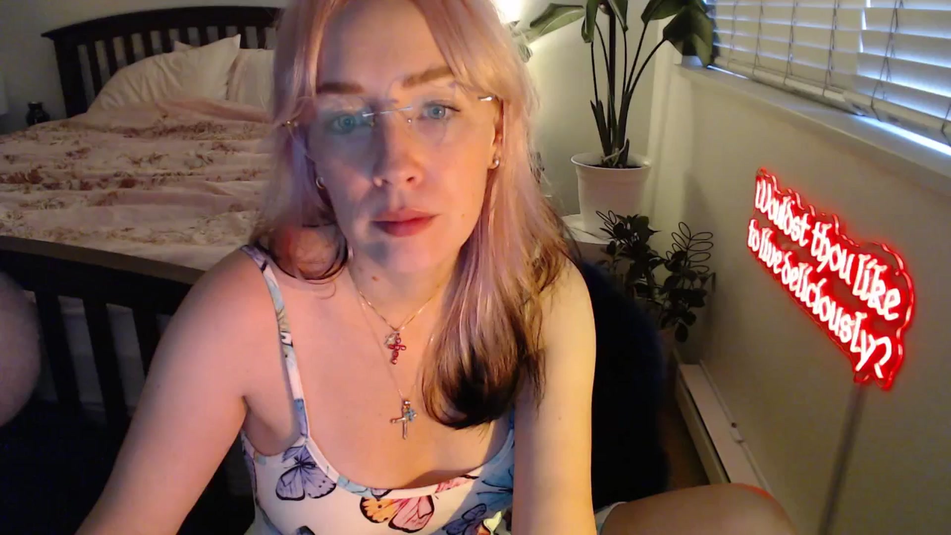 Gallery image thumbnail from NahlaHoney's myfreecams stream on, 08/26/2025, 03:12 image 12 of 20