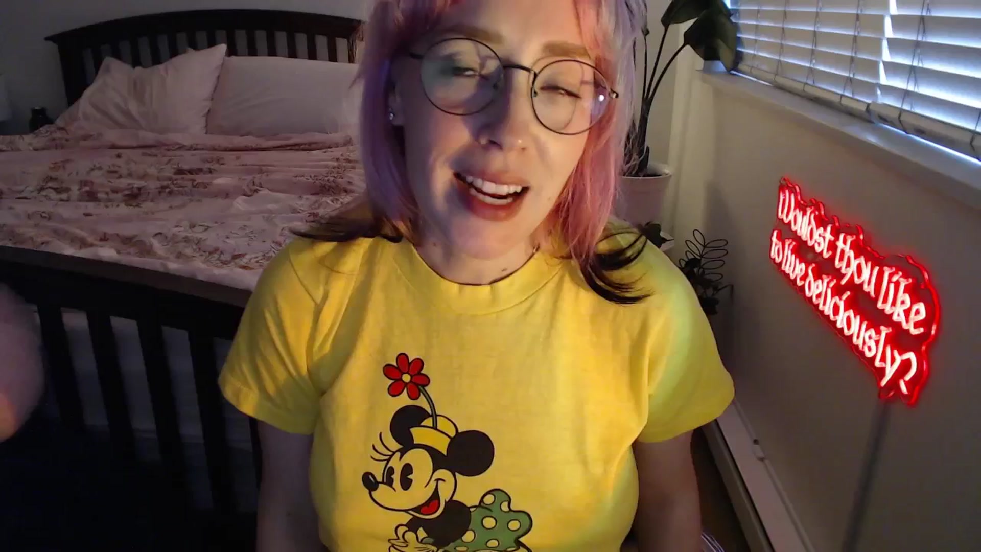 Gallery image thumbnail from NahlaHoney's myfreecams stream on, 08/27/2025, 03:55 image 2 of 20