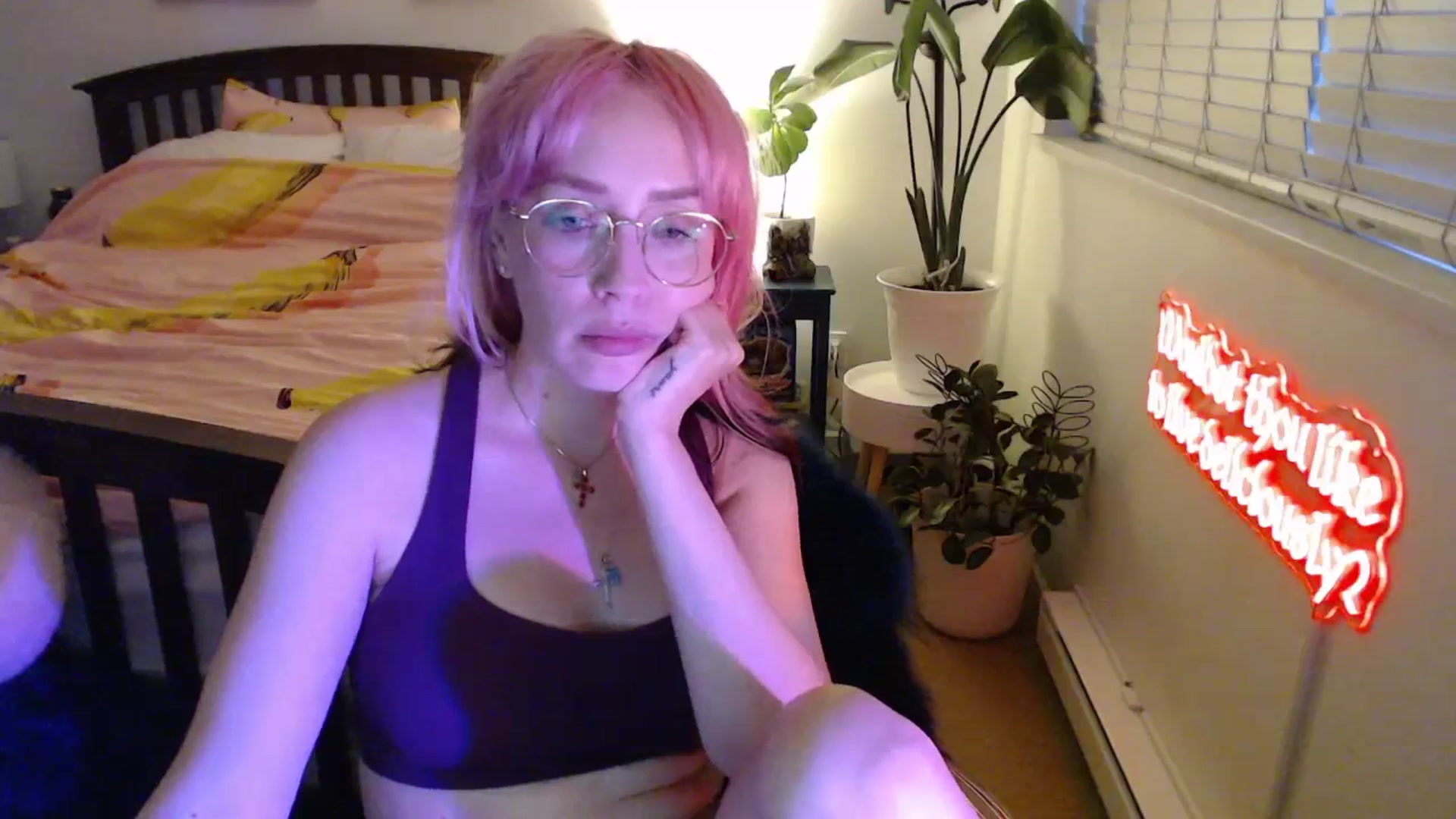 Gallery image thumbnail from NahlaHoney's myfreecams stream on, 08/29/2025, 04:45 image 12 of 20