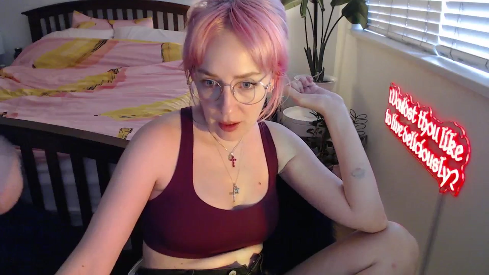Gallery image thumbnail from NahlaHoney's myfreecams stream on, 08/29/2025, 04:45 image 3 of 20