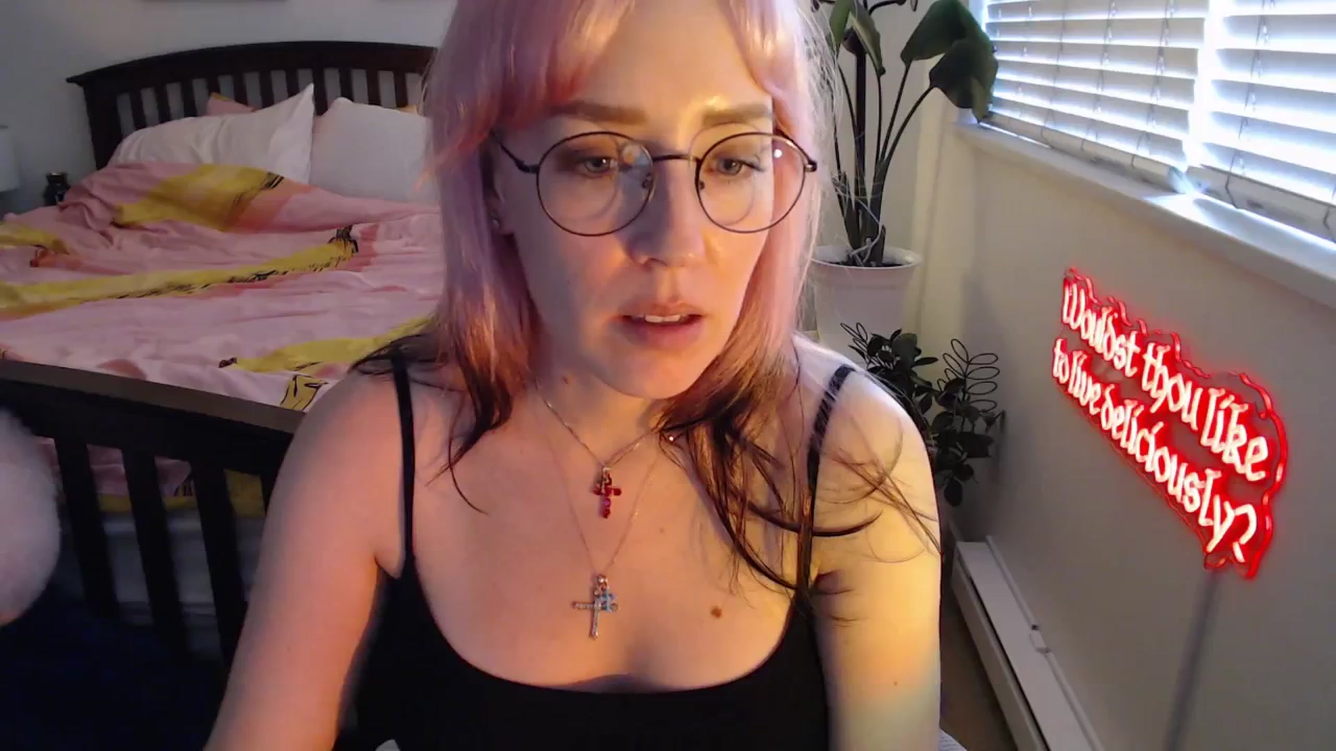 Gallery image thumbnail from NahlaHoney's myfreecams stream on, 08/31/2025, 03:22 image 6 of 20