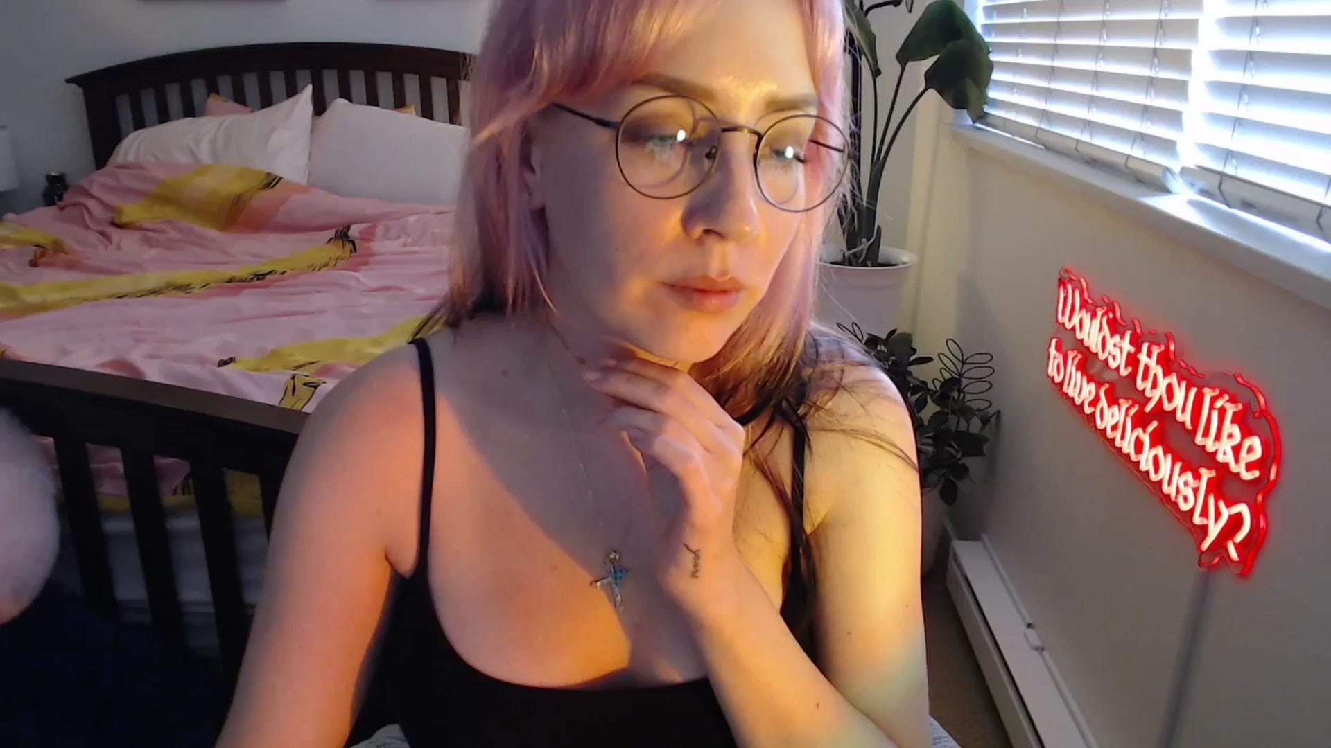 Gallery image thumbnail from NahlaHoney's myfreecams stream on, 08/31/2025, 03:22 image 1 of 20
