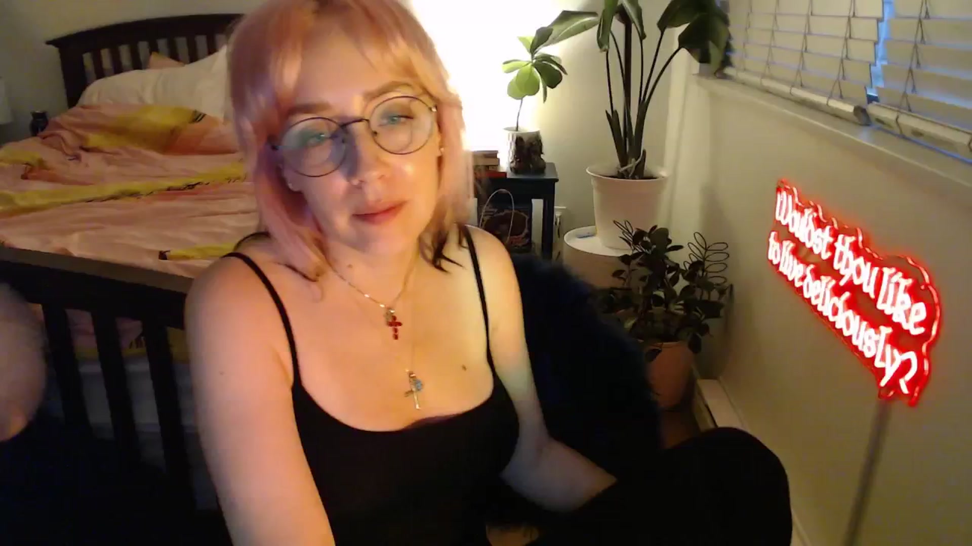 Gallery image thumbnail from NahlaHoney's myfreecams stream on, 08/31/2025, 03:22 image 18 of 20