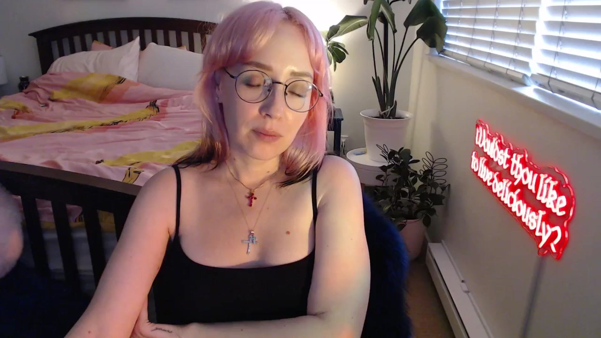 Gallery image thumbnail from NahlaHoney's myfreecams stream on, 08/31/2025, 03:22 image 10 of 20