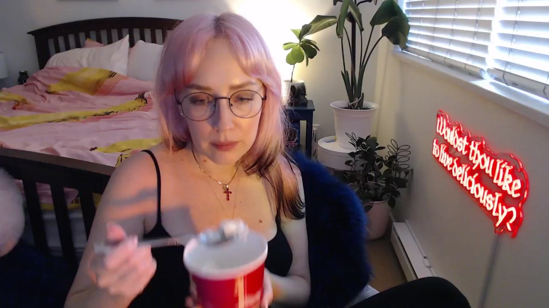 Gallery image thumbnail from NahlaHoney's myfreecams stream on, 08/31/2025, 03:22 image 4 of 20