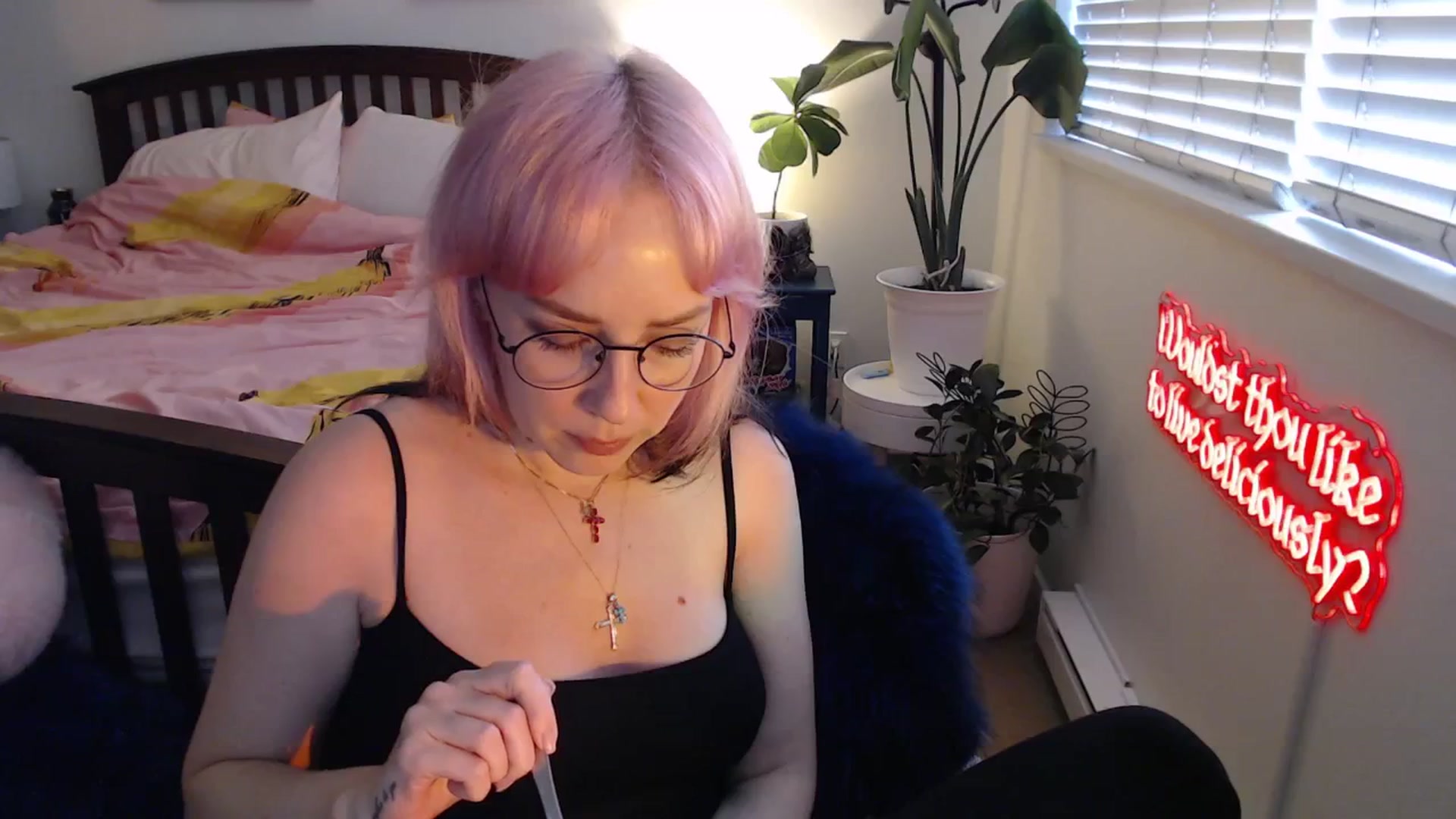 Gallery image thumbnail from NahlaHoney's myfreecams stream on, 08/31/2025, 03:22 image 5 of 20