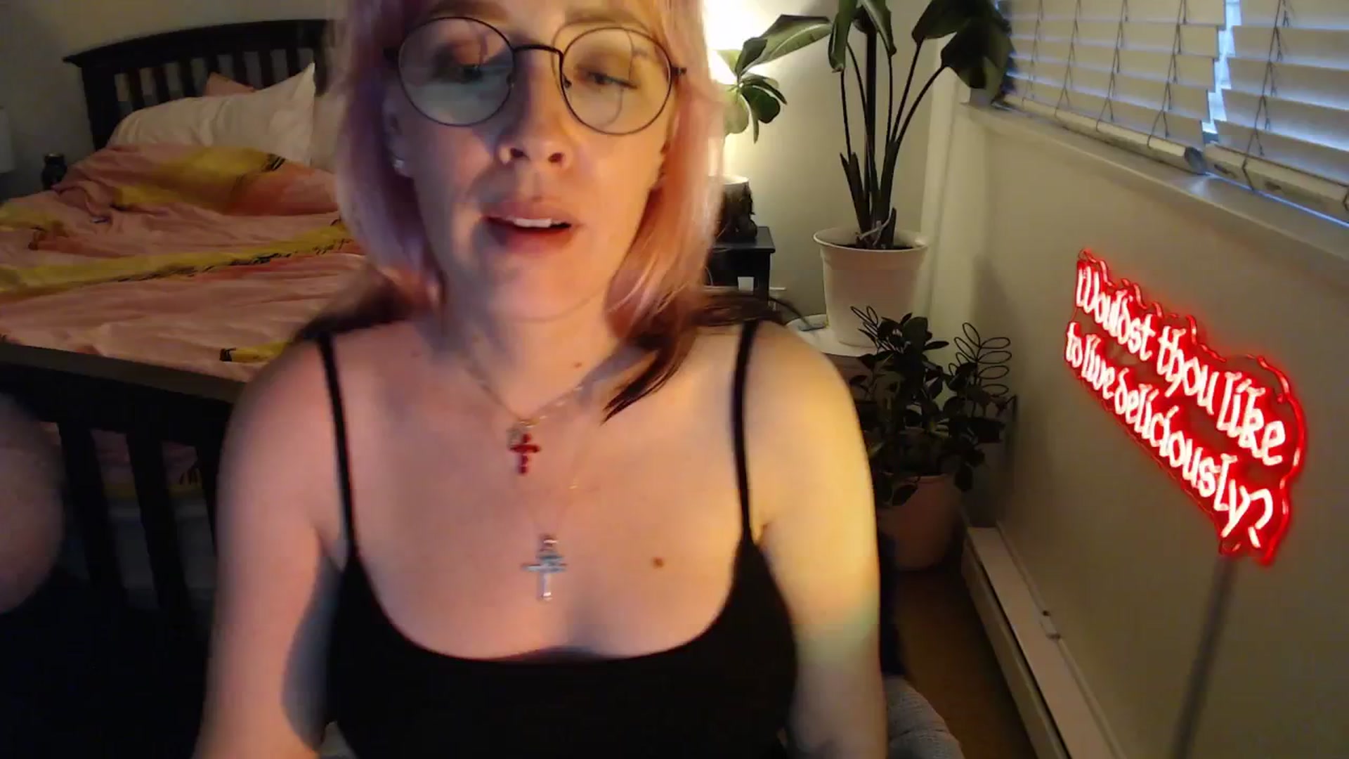 Gallery image thumbnail from NahlaHoney's myfreecams stream on, 08/31/2025, 03:22 image 16 of 20
