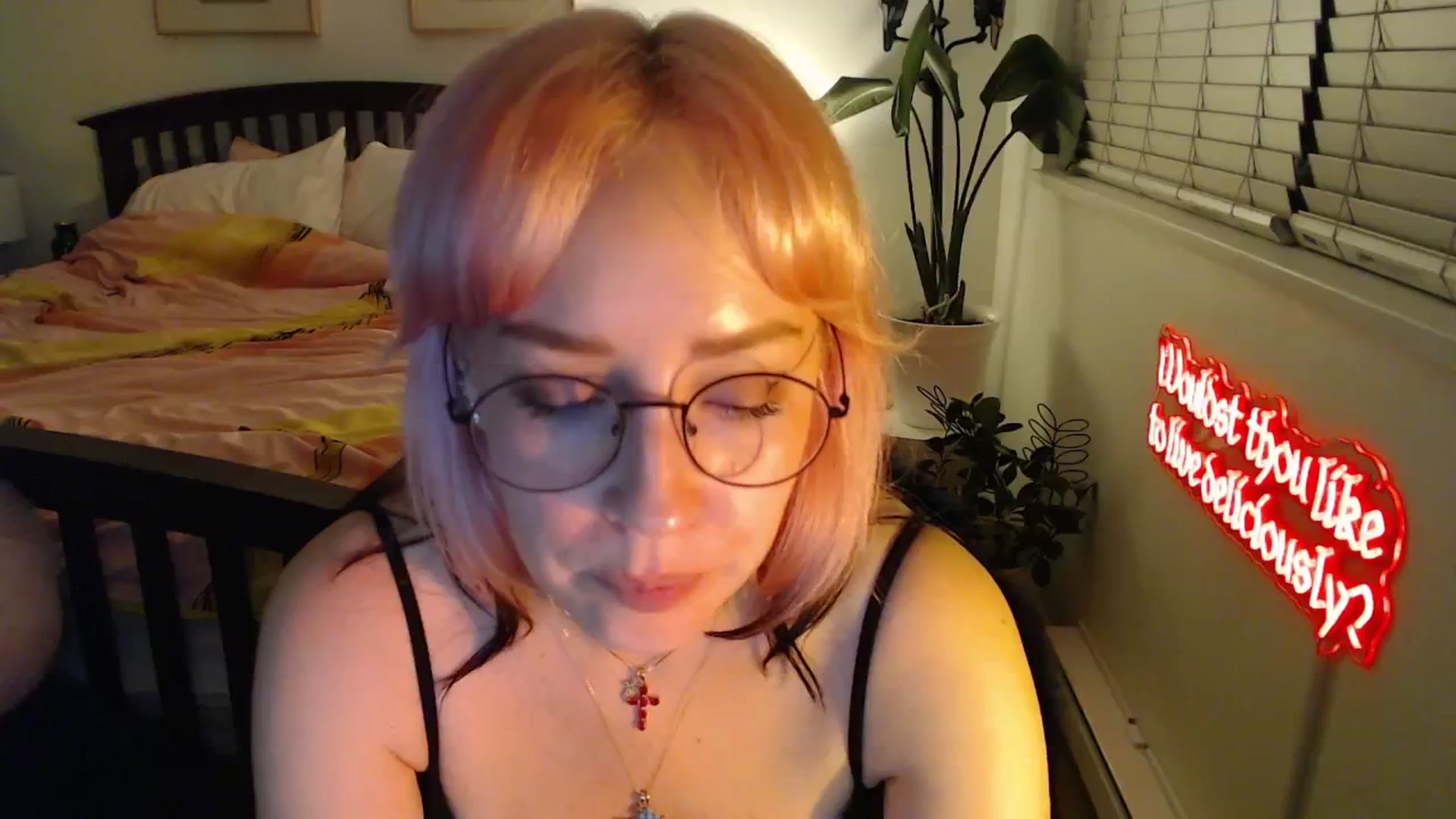 Gallery image thumbnail from NahlaHoney's myfreecams stream on, 08/31/2025, 04:09 image 18 of 20
